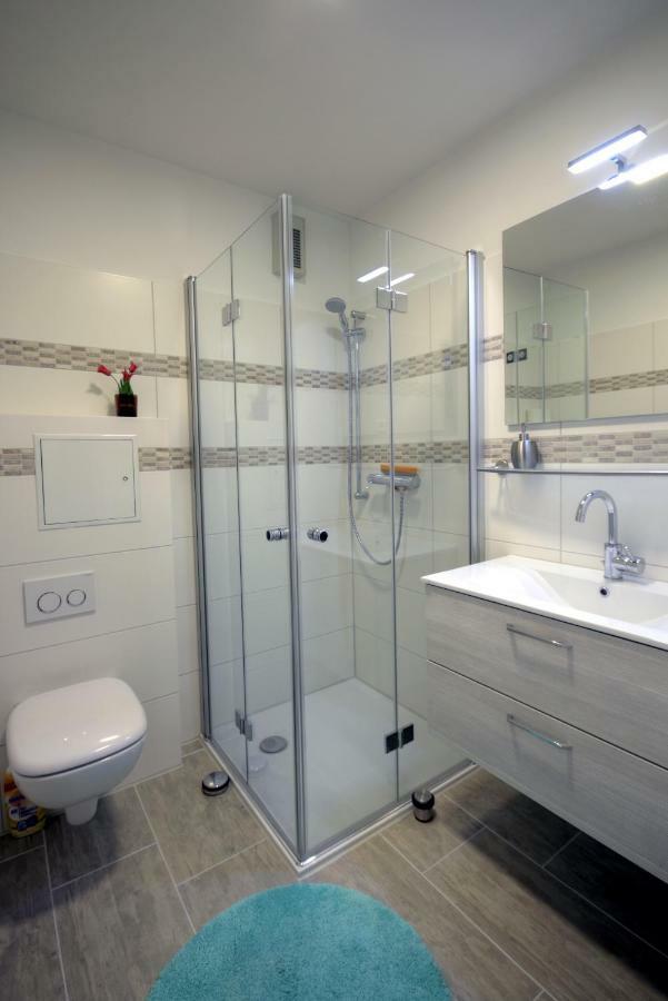 Ferienwohnung Neagu Mit 2 Apartements วินเทอร์แบร์ก ภายนอก รูปภาพ